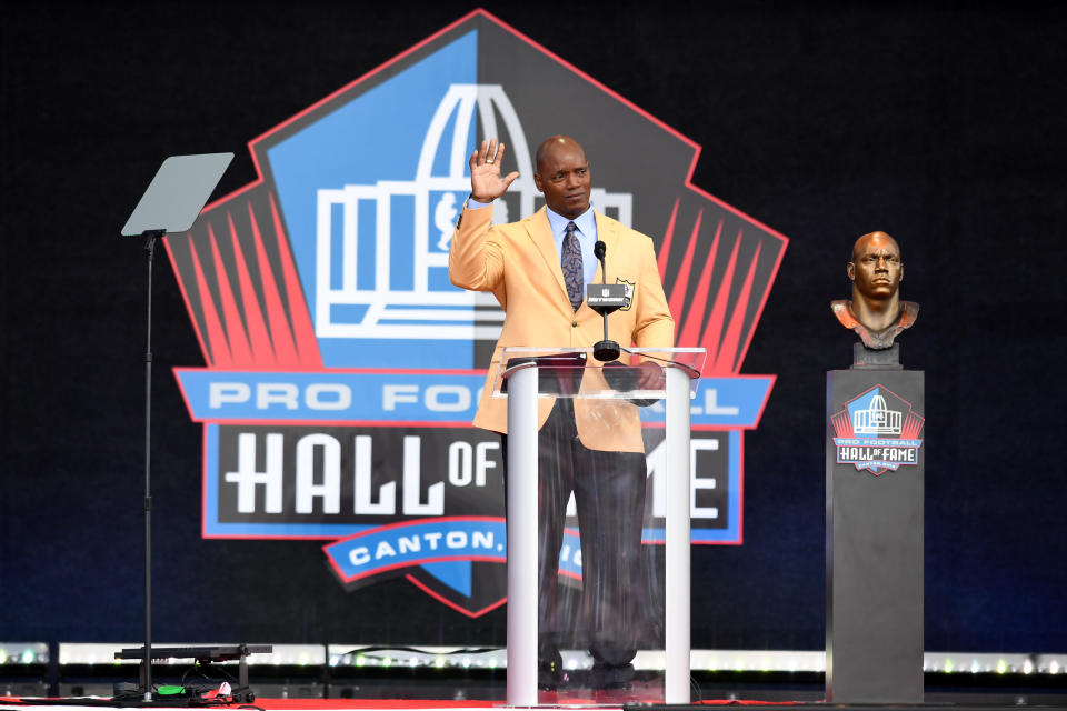 Bryant Young at the Pro Football Hall of Fame ceremony.